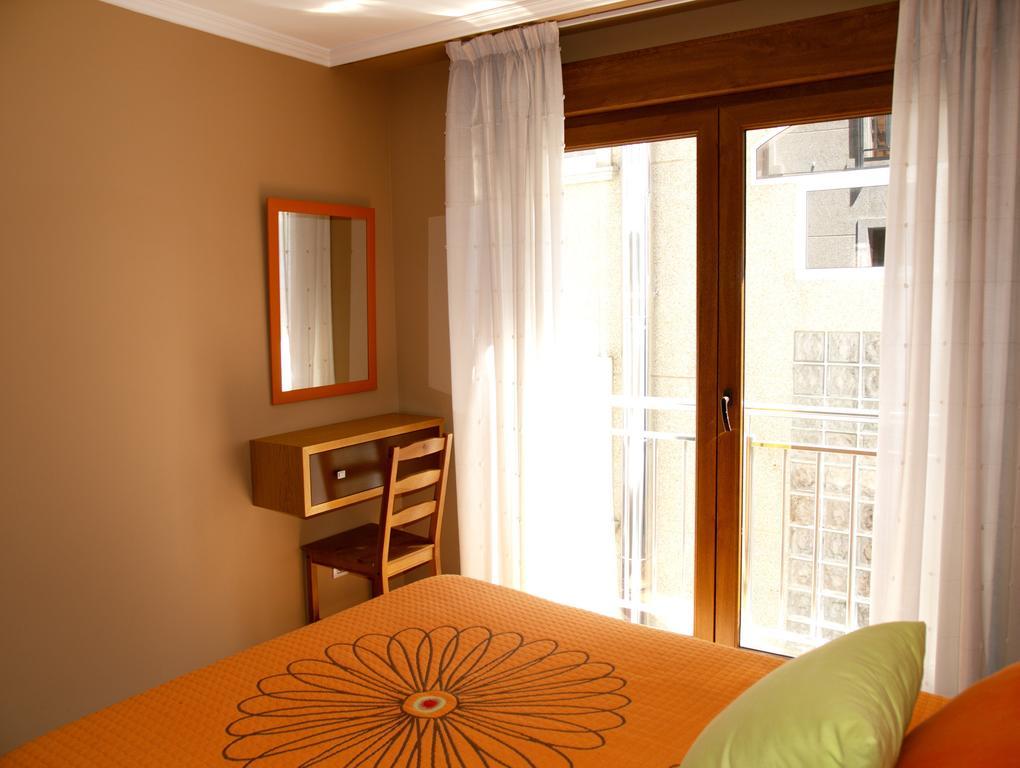 Apartamentos Barrosa II Portonovo Zimmer foto